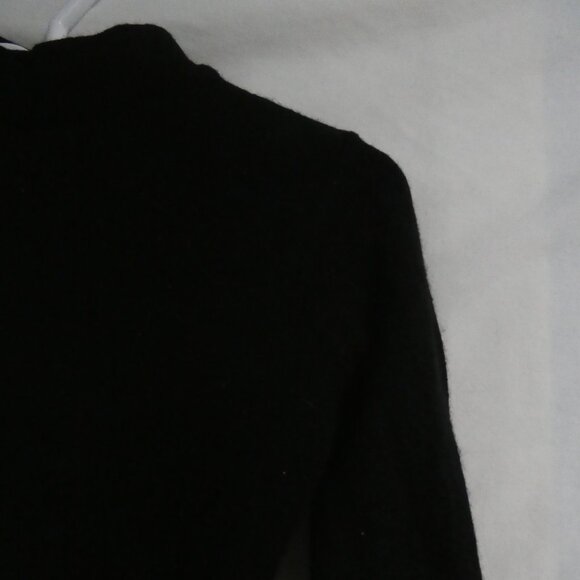 CLOCKHOUSE | small | Black Mock Neck Long Sleeve Wool Sweater - Picture 5 of 16